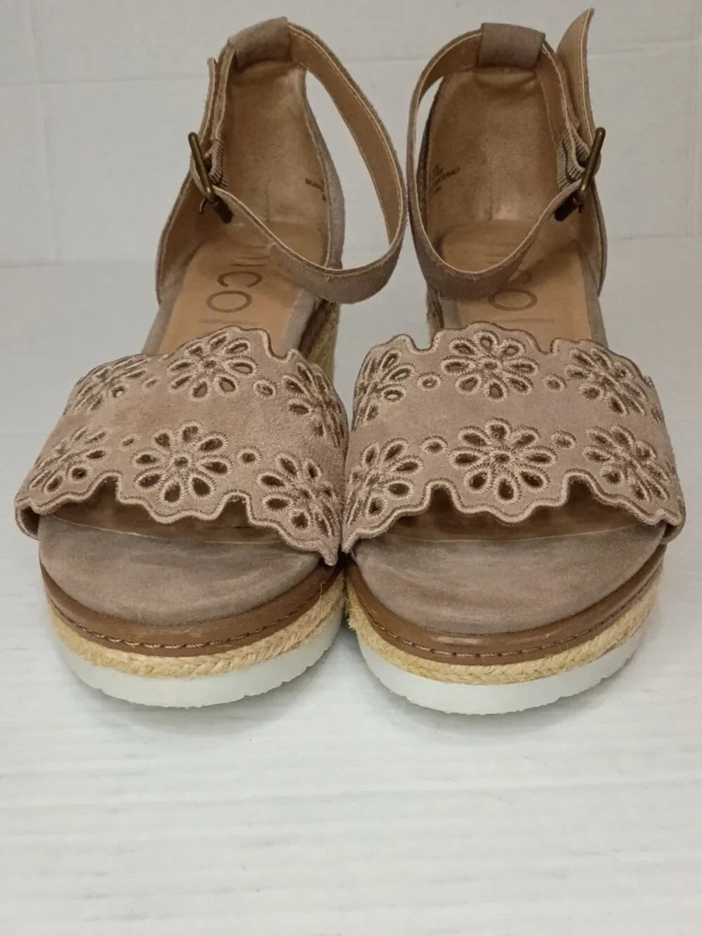 Nicole Nice Taupe Leather Floral Cutout Espadrille Wedge Sandals 7.5M